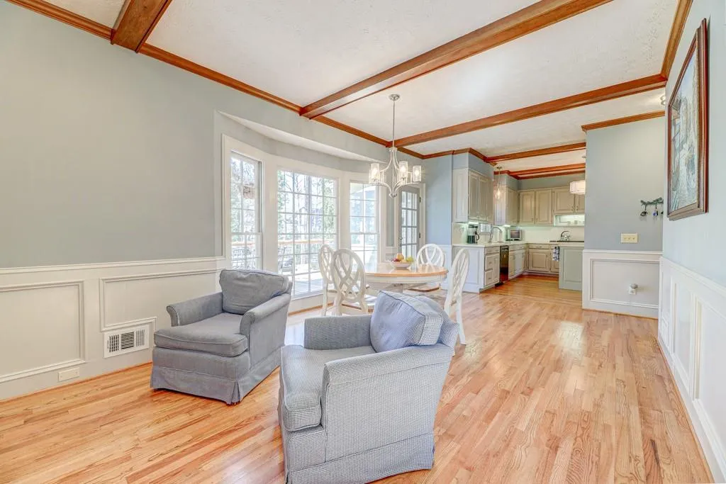 2330 Kimbrough Court, Sandy Springs, Georgia 30350, 4 Bedrooms Bedrooms, ,4 BathroomsBathrooms,Residential,Sold,2330 Kimbrough Court,6687557
