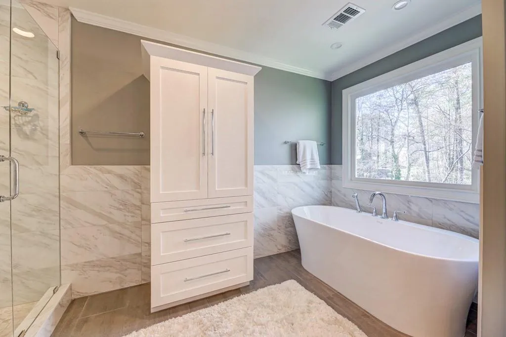 2330 Kimbrough Court, Sandy Springs, Georgia 30350, 4 Bedrooms Bedrooms, ,4 BathroomsBathrooms,Residential,Sold,2330 Kimbrough Court,6687557