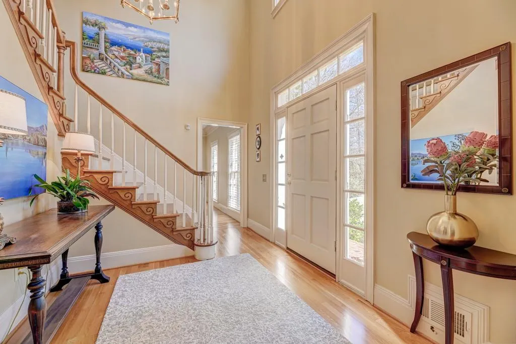 2330 Kimbrough Court, Sandy Springs, Georgia 30350, 4 Bedrooms Bedrooms, ,4 BathroomsBathrooms,Residential,Sold,2330 Kimbrough Court,6687557