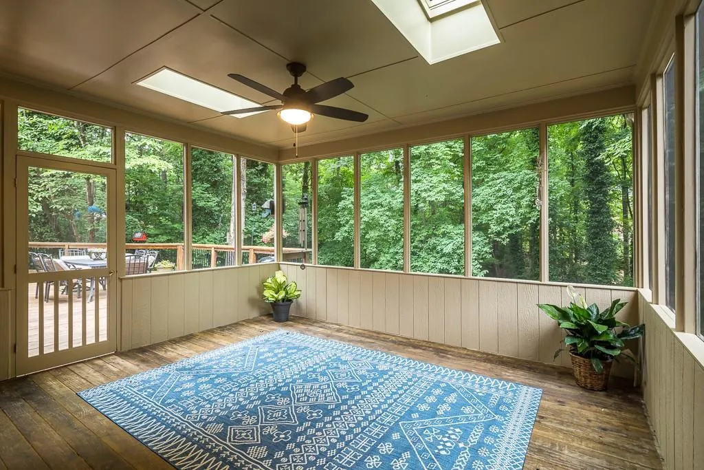 2330 Kimbrough Court, Sandy Springs, Georgia 30350, 4 Bedrooms Bedrooms, ,4 BathroomsBathrooms,Residential,Sold,2330 Kimbrough Court,6687557