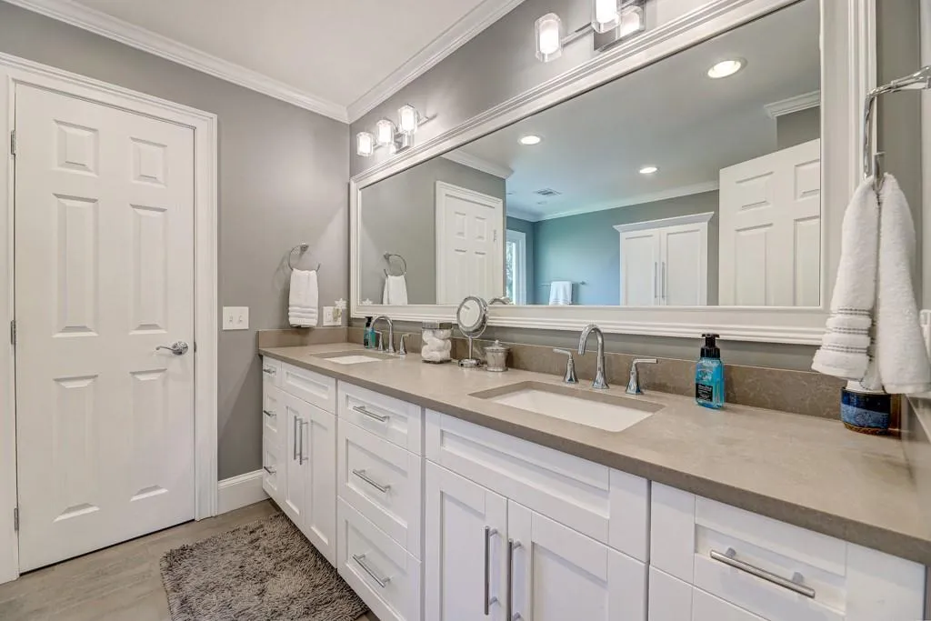 2330 Kimbrough Court, Sandy Springs, Georgia 30350, 4 Bedrooms Bedrooms, ,4 BathroomsBathrooms,Residential,Sold,2330 Kimbrough Court,6687557