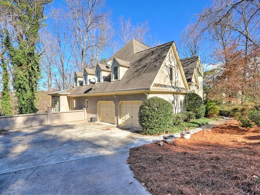 245 Gold Creek Court, Sandy Springs, Georgia 30350, 5 Bedrooms Bedrooms, ,5 BathroomsBathrooms,Residential,Sold,245 Gold Creek Court,6655693