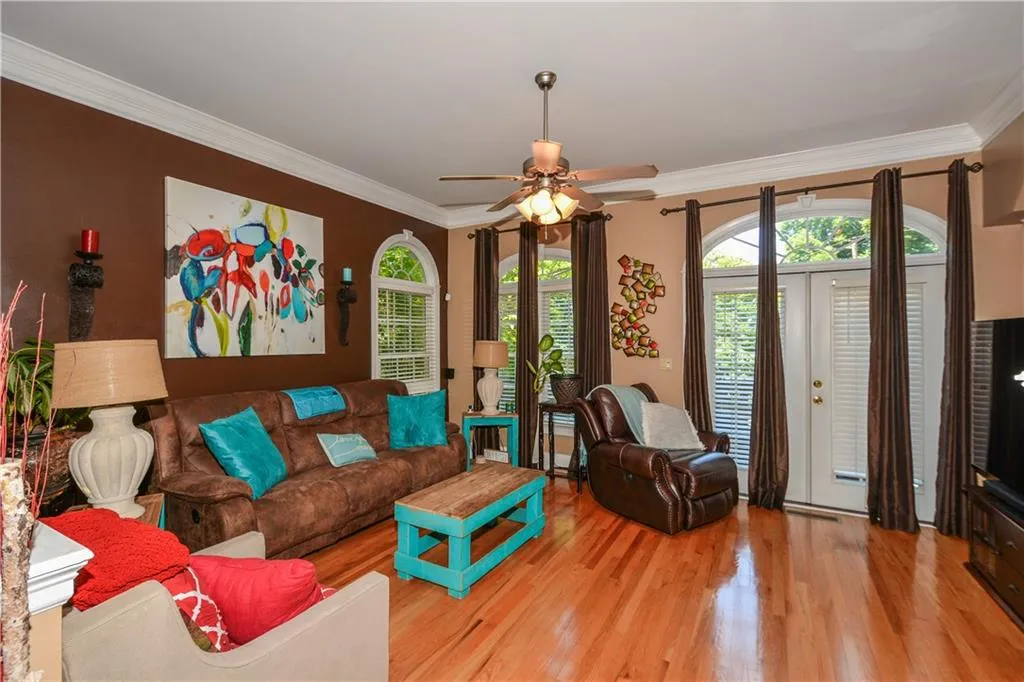 331 Carpenter Drive Unit 5, Atlanta, Georgia 30328, 2 Bedrooms Bedrooms, ,2 BathroomsBathrooms,Residential,Sold,331 Carpenter Drive Unit 5,6899671