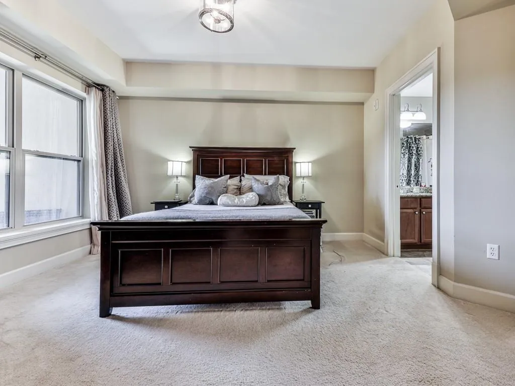 200 River Vista Drive Unit 525, Atlanta, Georgia 30339, 2 Bedrooms Bedrooms, ,2 BathroomsBathrooms,Residential,Sold,200 River Vista Drive Unit 525,6854365