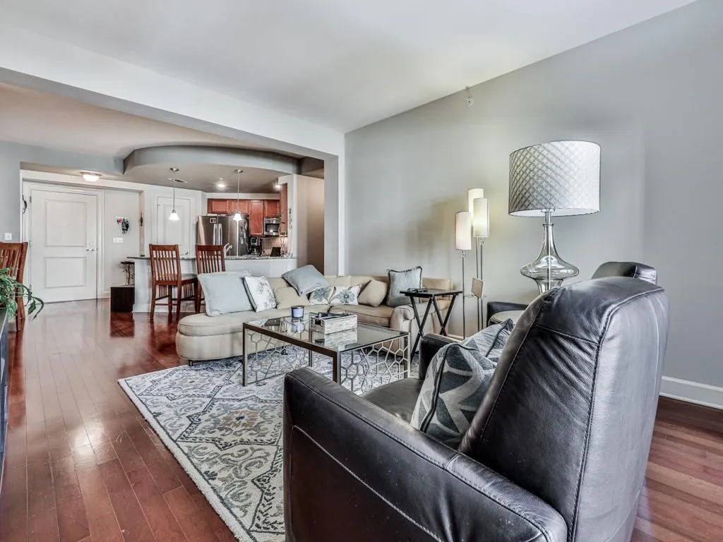 200 River Vista Drive Unit 525, Atlanta, Georgia 30339, 2 Bedrooms Bedrooms, ,2 BathroomsBathrooms,Residential,Sold,200 River Vista Drive Unit 525,6854365