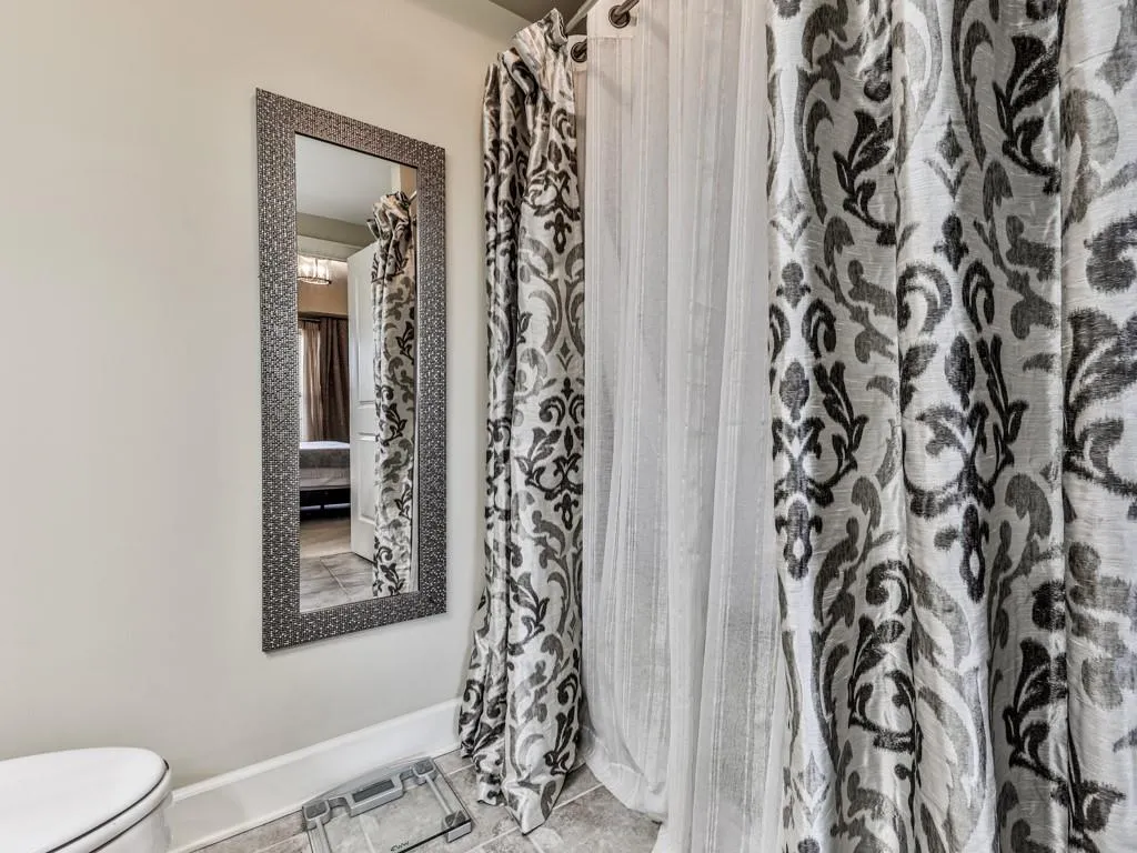 200 River Vista Drive Unit 525, Atlanta, Georgia 30339, 2 Bedrooms Bedrooms, ,2 BathroomsBathrooms,Residential,Sold,200 River Vista Drive Unit 525,6854365