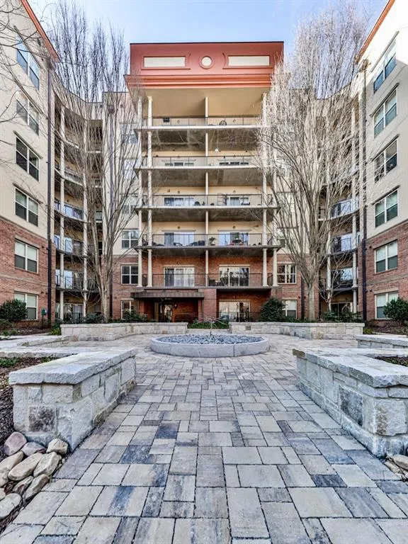 200 River Vista Drive Unit 525, Atlanta, Georgia 30339, 2 Bedrooms Bedrooms, ,2 BathroomsBathrooms,Residential,Sold,200 River Vista Drive Unit 525,6854365