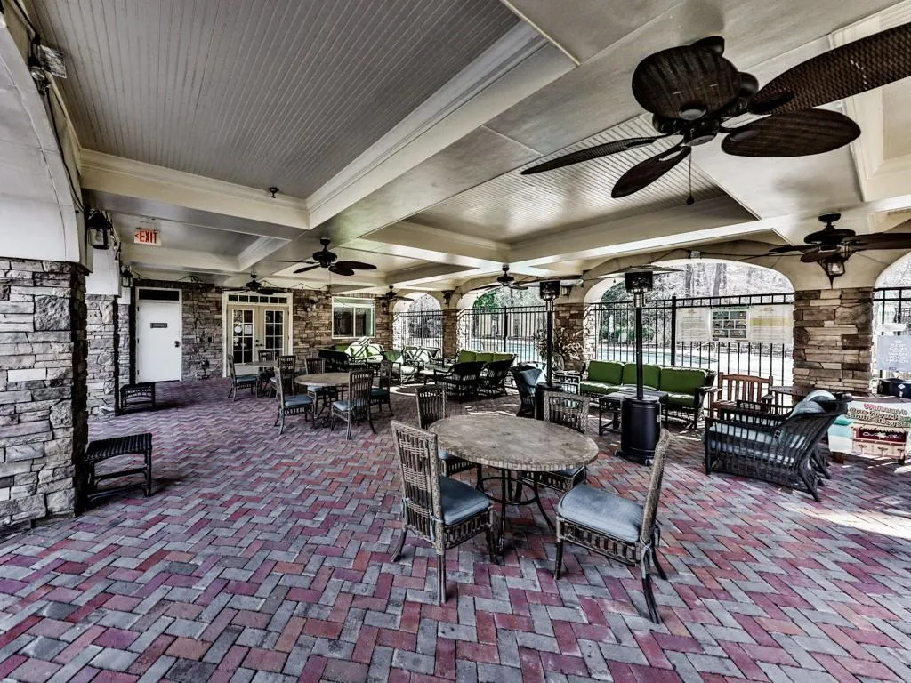 200 River Vista Drive Unit 525, Atlanta, Georgia 30339, 2 Bedrooms Bedrooms, ,2 BathroomsBathrooms,Residential,Sold,200 River Vista Drive Unit 525,6854365
