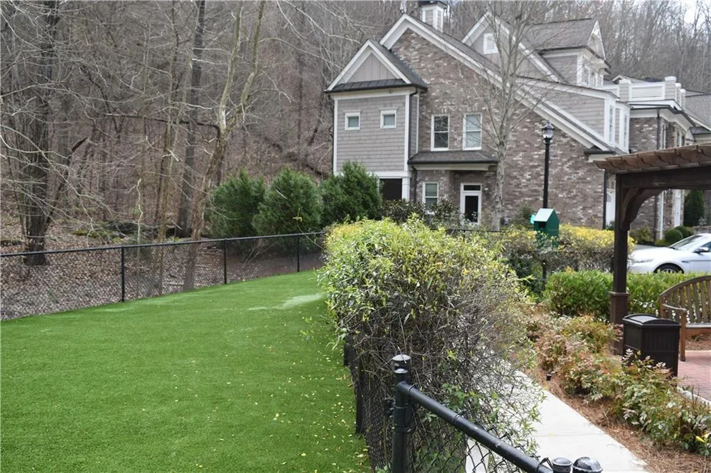 200 River Vista Drive Unit 525, Atlanta, Georgia 30339, 2 Bedrooms Bedrooms, ,2 BathroomsBathrooms,Residential,Sold,200 River Vista Drive Unit 525,6854365