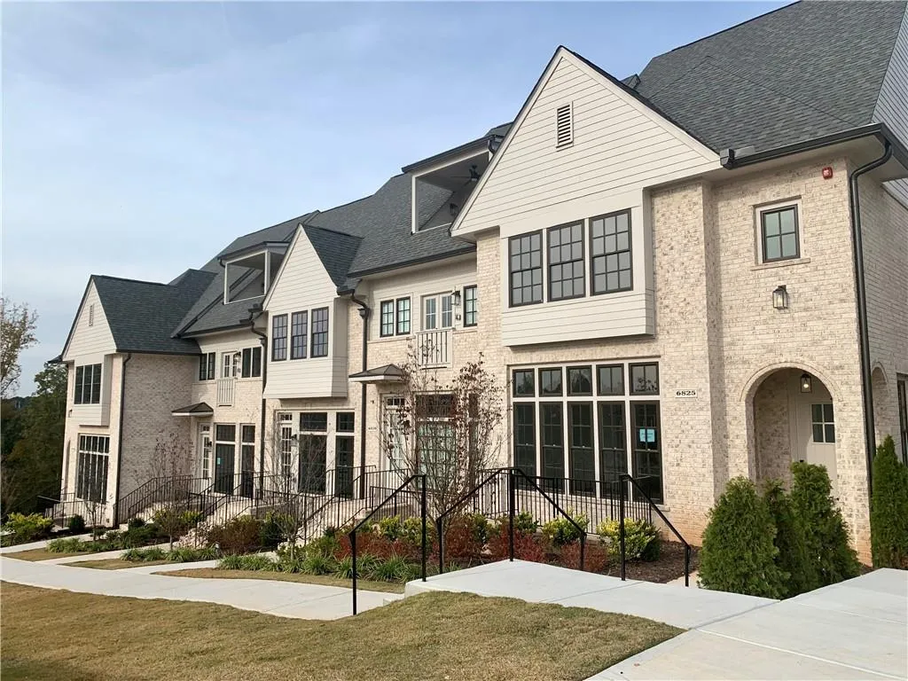 6841 Crescendo Court Unit 254, Sandy Springs, Georgia 30328, 3 Bedrooms Bedrooms, ,4 BathroomsBathrooms,Residential,Sold,6841 Crescendo Court Unit 254,6674917