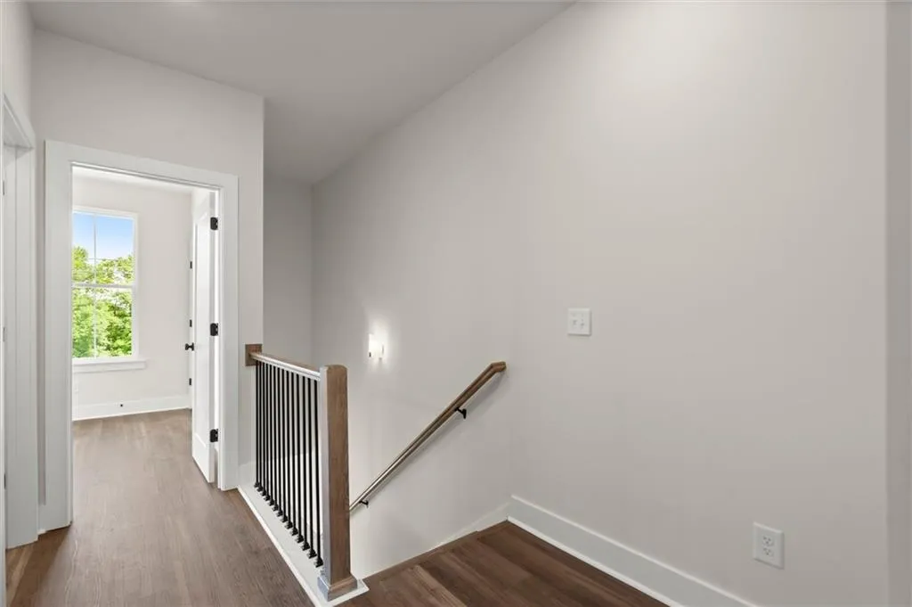 1122 W Marietta Street Nw, Atlanta, Georgia 30318, 2 Bedrooms Bedrooms, ,2 BathroomsBathrooms,Residential,For Sale,1122 W Marietta Street Nw,7625336