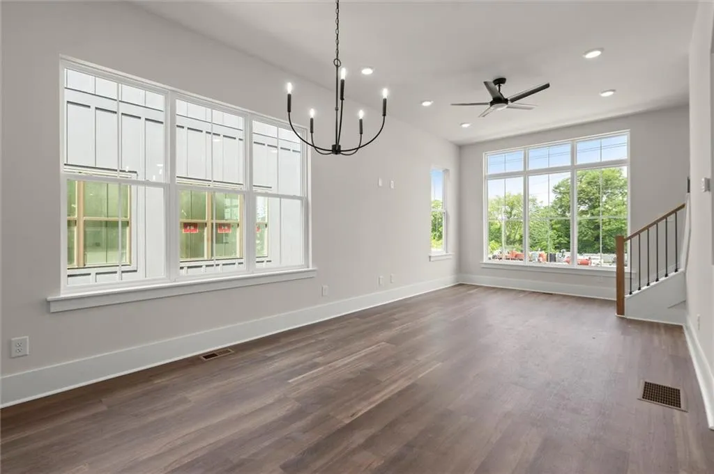 1122 W Marietta Street Nw, Atlanta, Georgia 30318, 2 Bedrooms Bedrooms, ,2 BathroomsBathrooms,Residential,For Sale,1122 W Marietta Street Nw,7625336