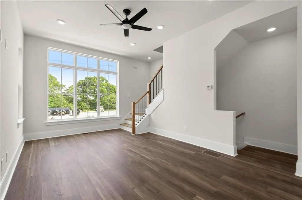 1122 W Marietta Street Nw, Atlanta, Georgia 30318, 2 Bedrooms Bedrooms, ,2 BathroomsBathrooms,Residential,For Sale,1122 W Marietta Street Nw,7625336