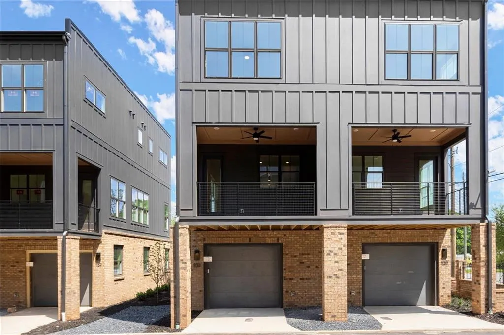 1122 W Marietta Street Nw, Atlanta, Georgia 30318, 2 Bedrooms Bedrooms, ,2 BathroomsBathrooms,Residential,For Sale,1122 W Marietta Street Nw,7625336