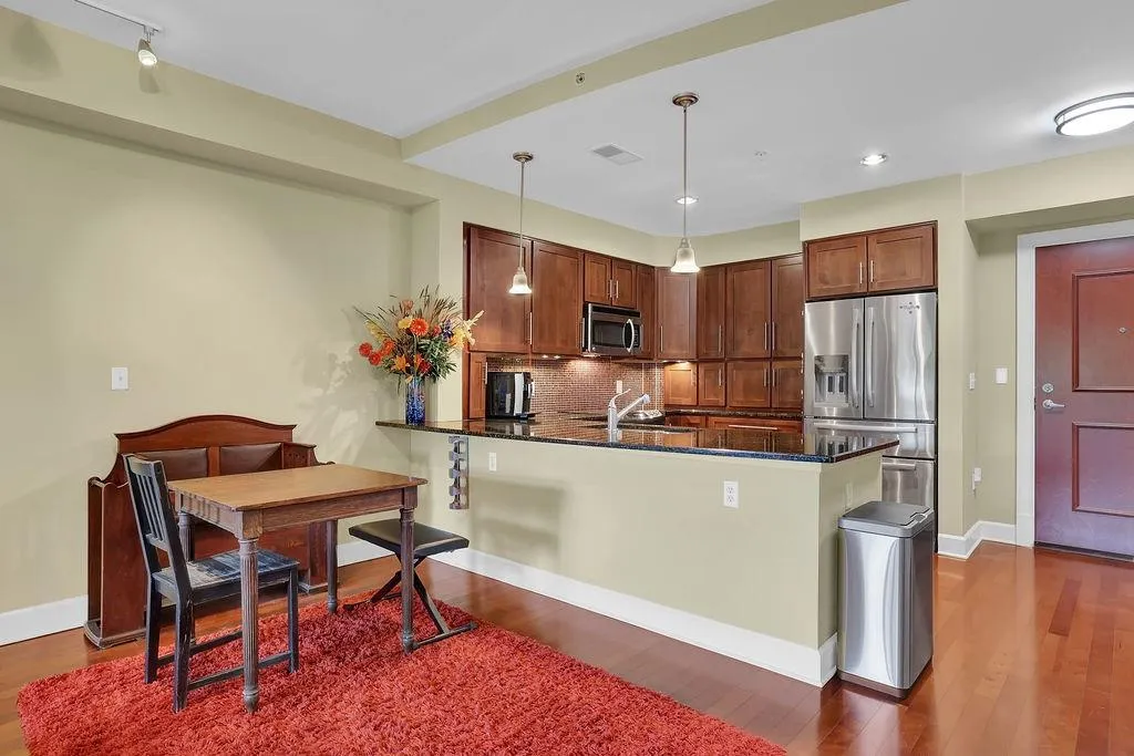 200 River Vista Drive Unit 611, Atlanta, Georgia 30339, 1 Bedroom Bedrooms, ,1 BathroomBathrooms,Residential,Sold,200 River Vista Drive Unit 611,7142545