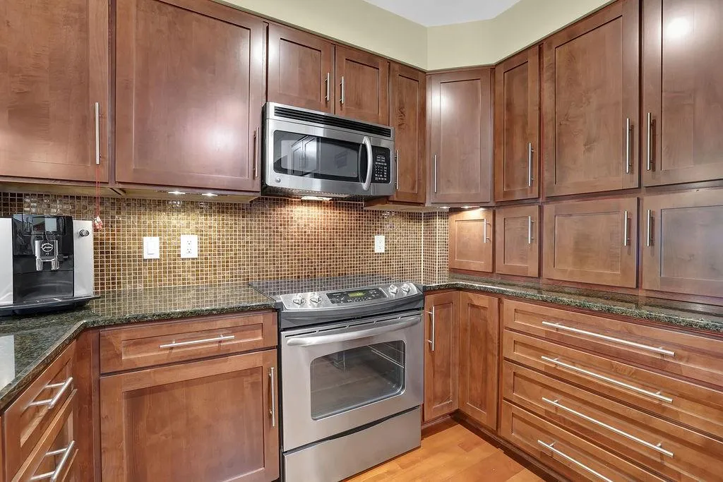 200 River Vista Drive Unit 611, Atlanta, Georgia 30339, 1 Bedroom Bedrooms, ,1 BathroomBathrooms,Residential,Sold,200 River Vista Drive Unit 611,7142545