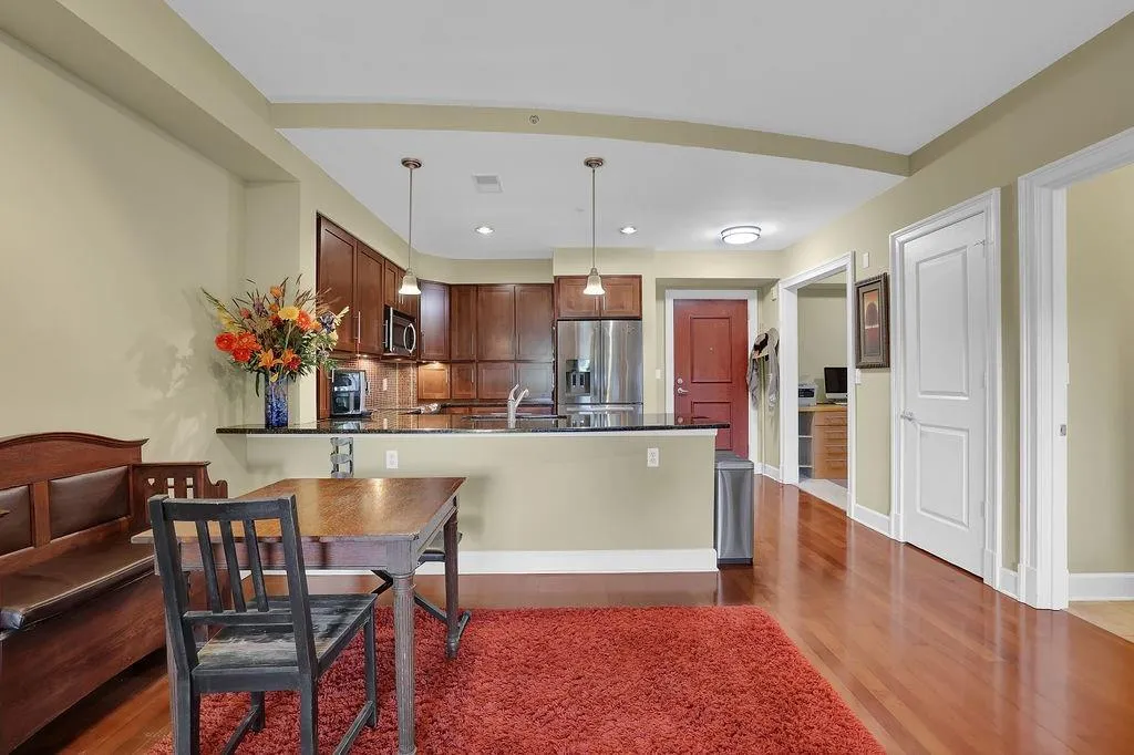 200 River Vista Drive Unit 611, Atlanta, Georgia 30339, 1 Bedroom Bedrooms, ,1 BathroomBathrooms,Residential,Sold,200 River Vista Drive Unit 611,7142545