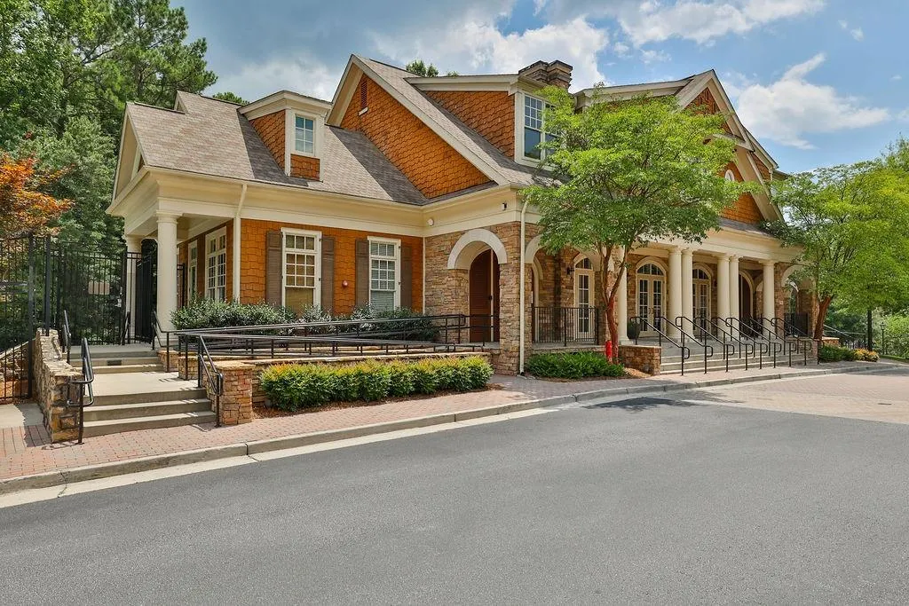 200 River Vista Drive Unit 611, Atlanta, Georgia 30339, 1 Bedroom Bedrooms, ,1 BathroomBathrooms,Residential,Sold,200 River Vista Drive Unit 611,7142545