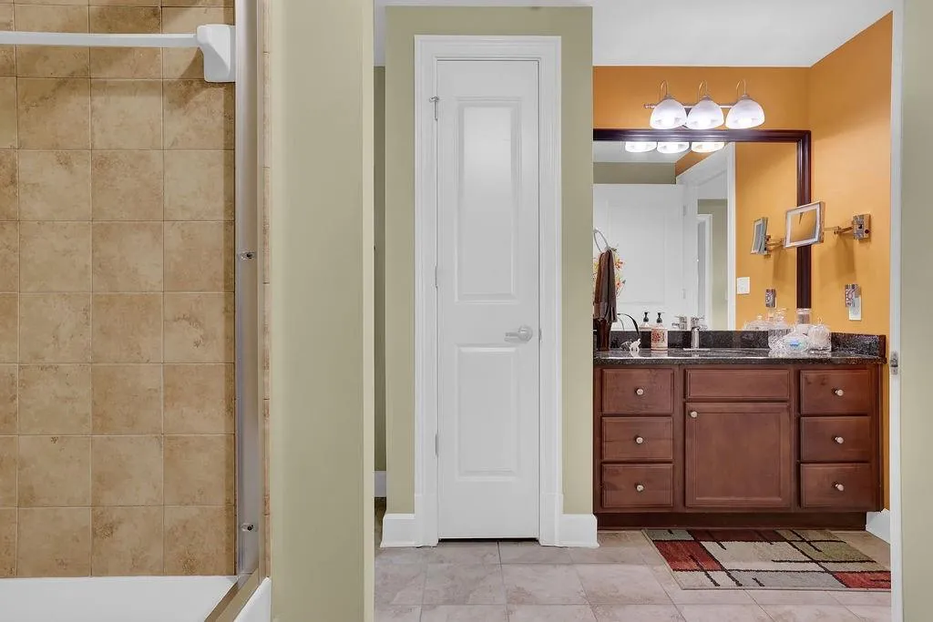 200 River Vista Drive Unit 611, Atlanta, Georgia 30339, 1 Bedroom Bedrooms, ,1 BathroomBathrooms,Residential,Sold,200 River Vista Drive Unit 611,7142545