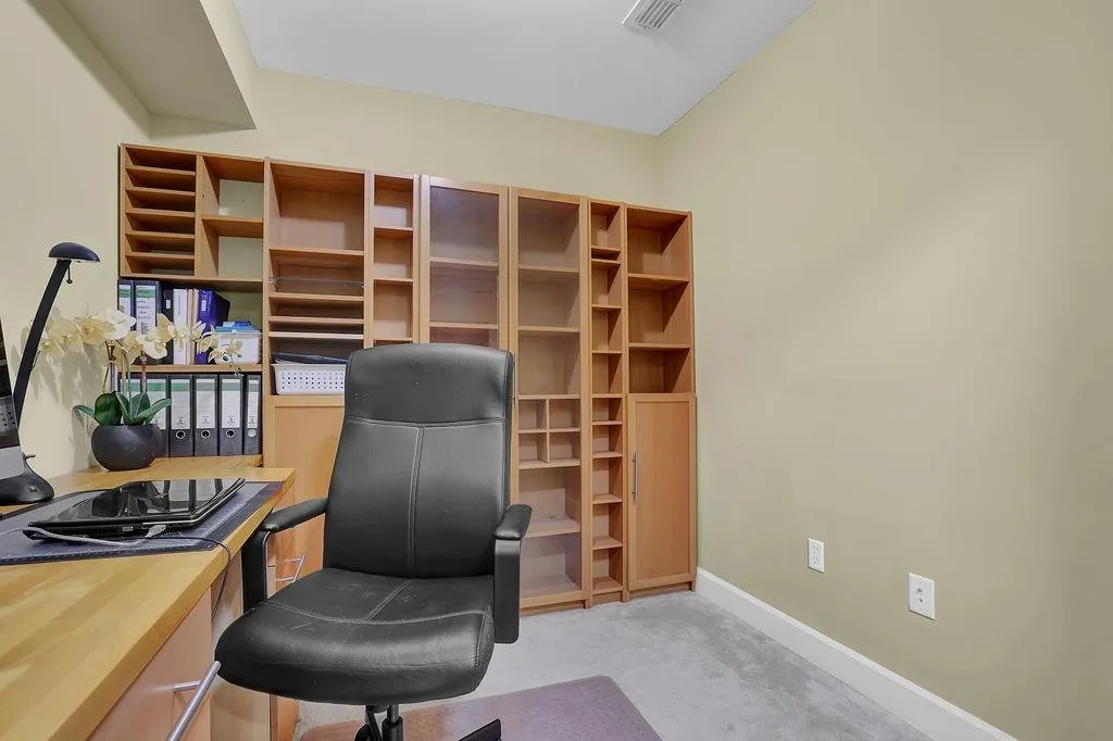 200 River Vista Drive Unit 611, Atlanta, Georgia 30339, 1 Bedroom Bedrooms, ,1 BathroomBathrooms,Residential,Sold,200 River Vista Drive Unit 611,7142545