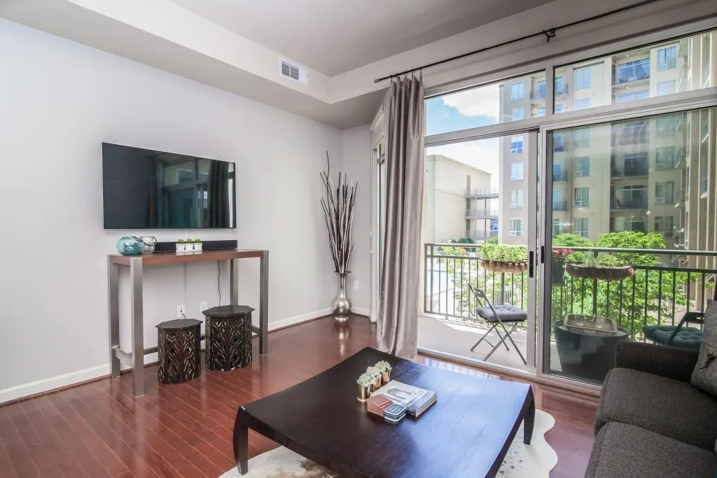 711 Cosmopolitan Drive Ne Unit 220, Atlanta, Georgia 30324, 1 Bedroom Bedrooms, ,1 BathroomBathrooms,Residential,Sold,711 Cosmopolitan Drive Ne Unit 220,5704794