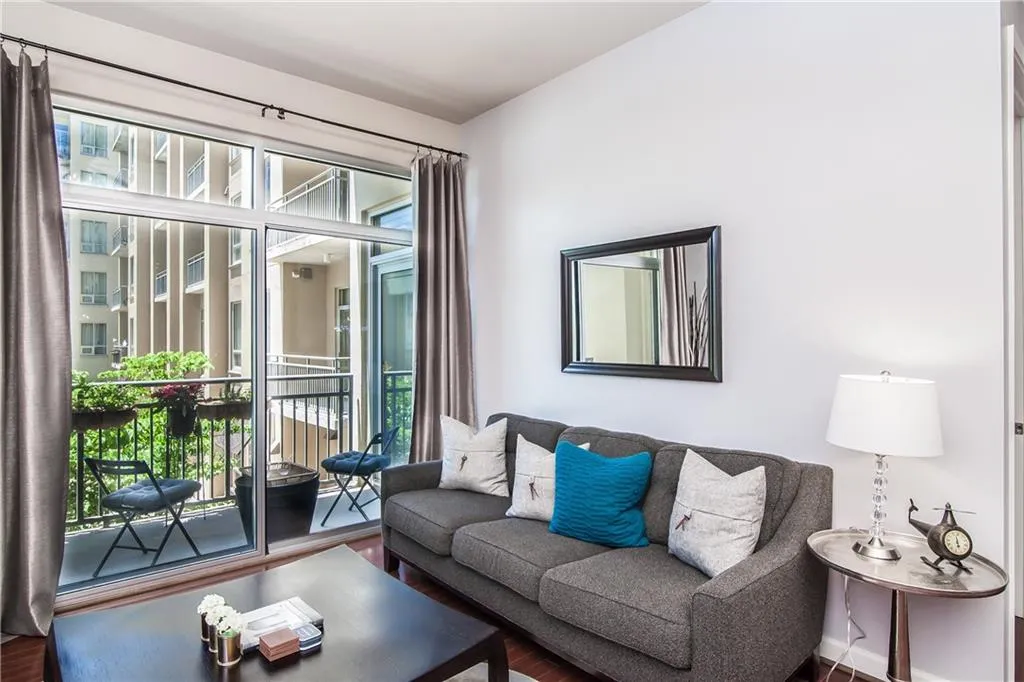 711 Cosmopolitan Drive Ne Unit 220, Atlanta, Georgia 30324, 1 Bedroom Bedrooms, ,1 BathroomBathrooms,Residential,Sold,711 Cosmopolitan Drive Ne Unit 220,5704794