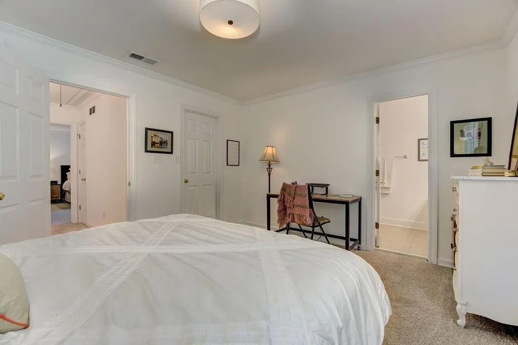 27 Mount Vernon Circle, Atlanta, Georgia 30338, 2 Bedrooms Bedrooms, ,2 BathroomsBathrooms,Residential,For Sale,27 Mount Vernon Circle,7707532