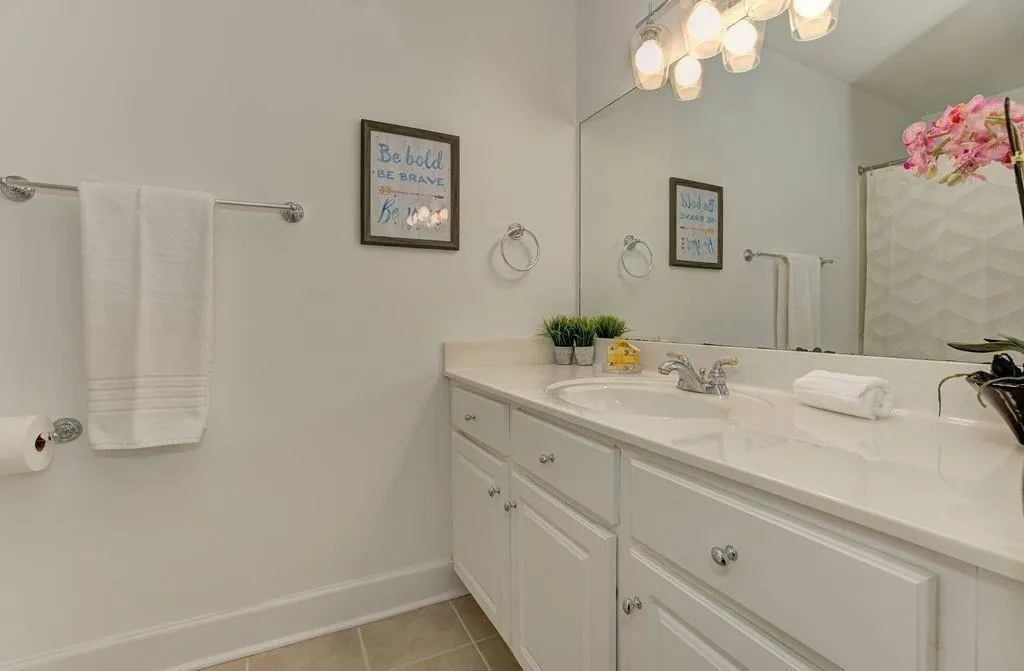 27 Mount Vernon Circle, Atlanta, Georgia 30338, 2 Bedrooms Bedrooms, ,2 BathroomsBathrooms,Residential,For Sale,27 Mount Vernon Circle,7707532