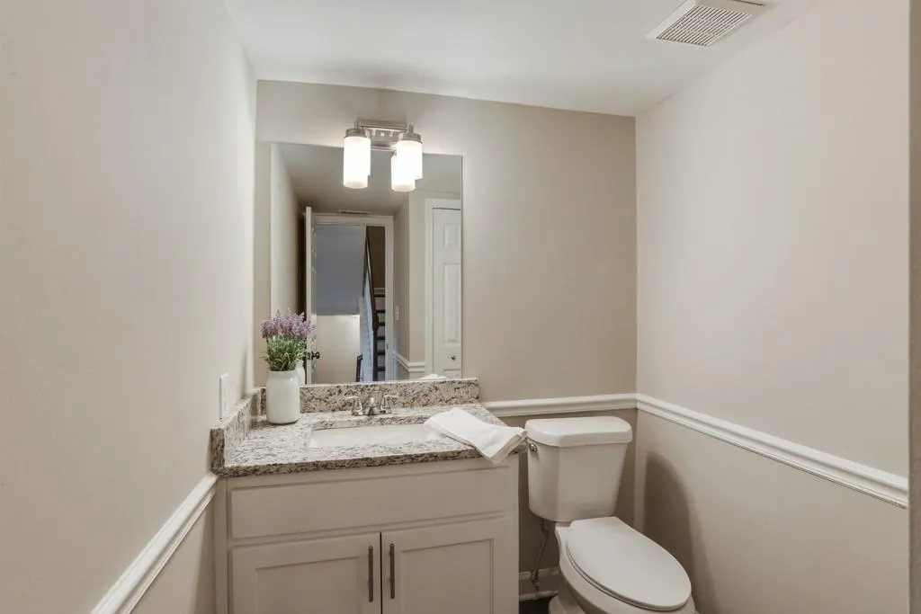7200 Lancaster Loop, Atlanta, Georgia 30328, 4 Bedrooms Bedrooms, ,3 BathroomsBathrooms,Residential,Sold,7200 Lancaster Loop,6113718