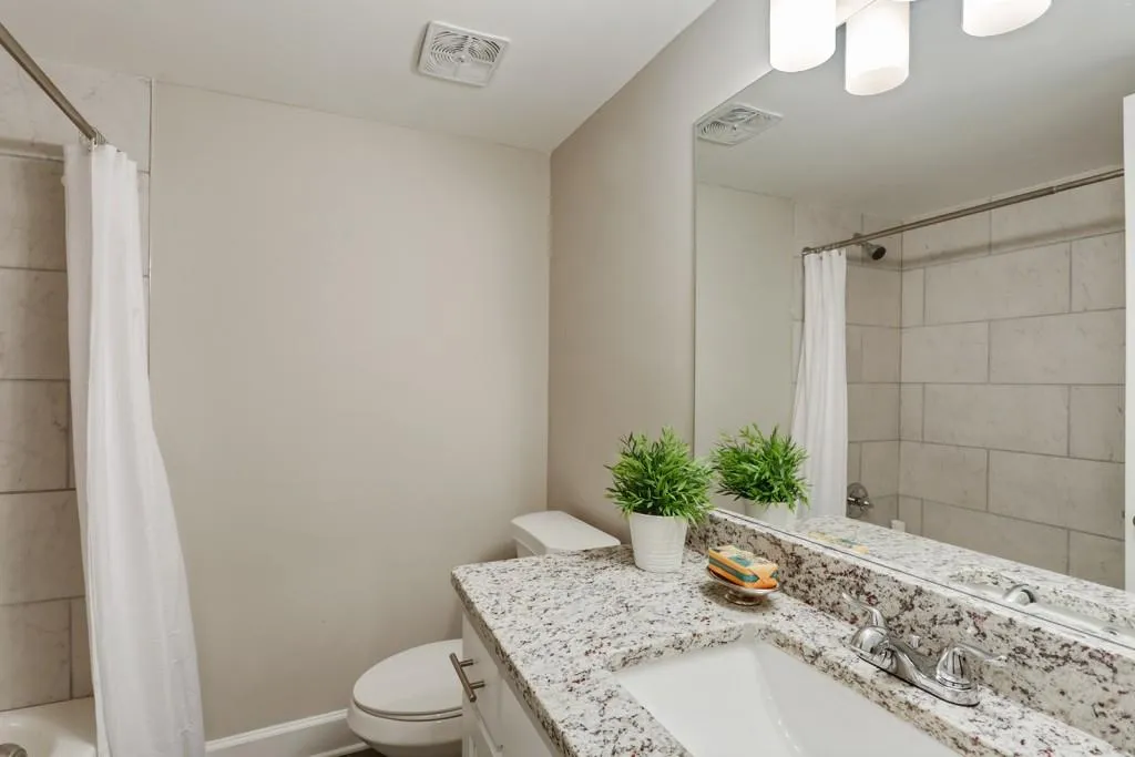 7200 Lancaster Loop, Atlanta, Georgia 30328, 4 Bedrooms Bedrooms, ,3 BathroomsBathrooms,Residential,Sold,7200 Lancaster Loop,6113718