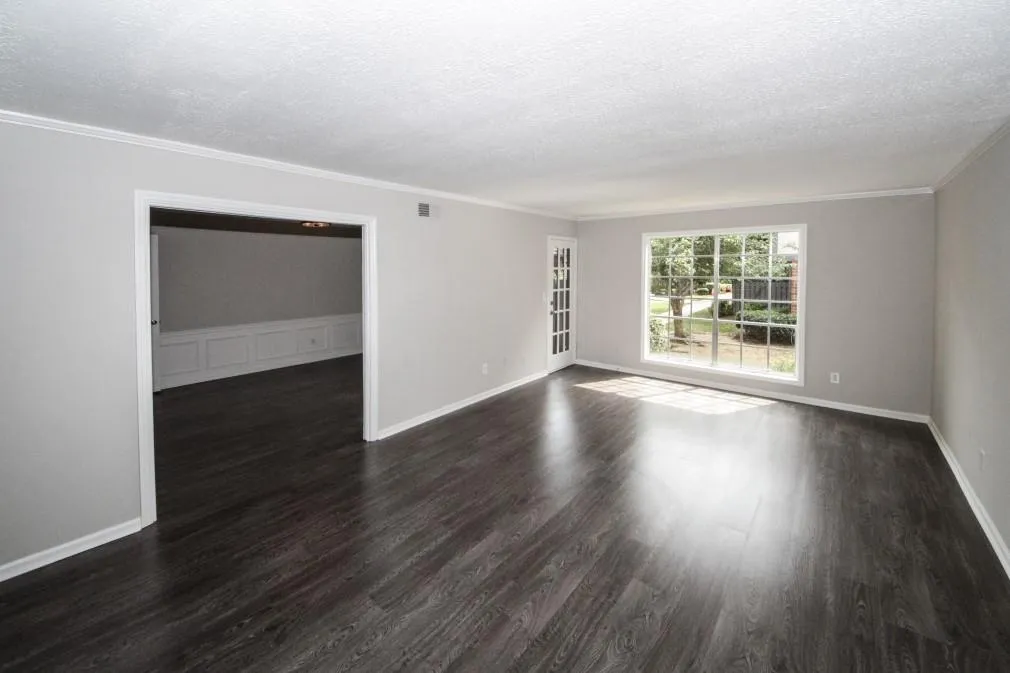 6851 Roswell Road Unit E-1, Sandy Springs, Georgia 30328, 3 Bedrooms Bedrooms, ,2 BathroomsBathrooms,Residential,Sold,6851 Roswell Road Unit E-1,6062648