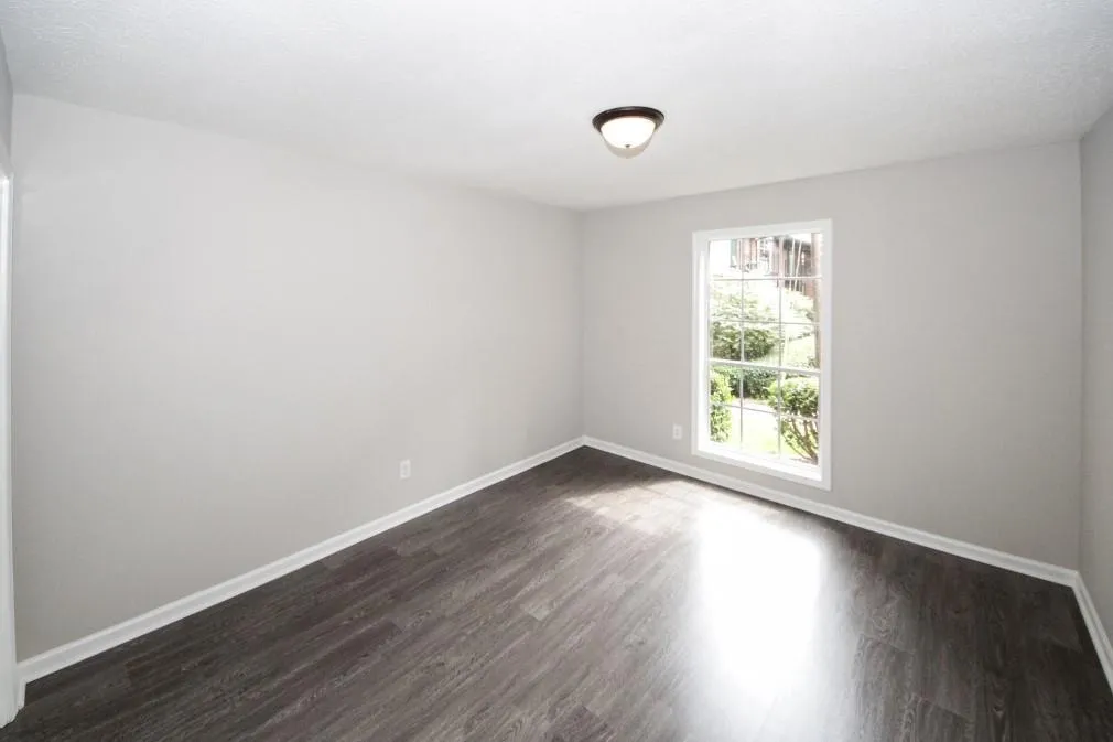 6851 Roswell Road Unit E-1, Sandy Springs, Georgia 30328, 3 Bedrooms Bedrooms, ,2 BathroomsBathrooms,Residential,Sold,6851 Roswell Road Unit E-1,6062648