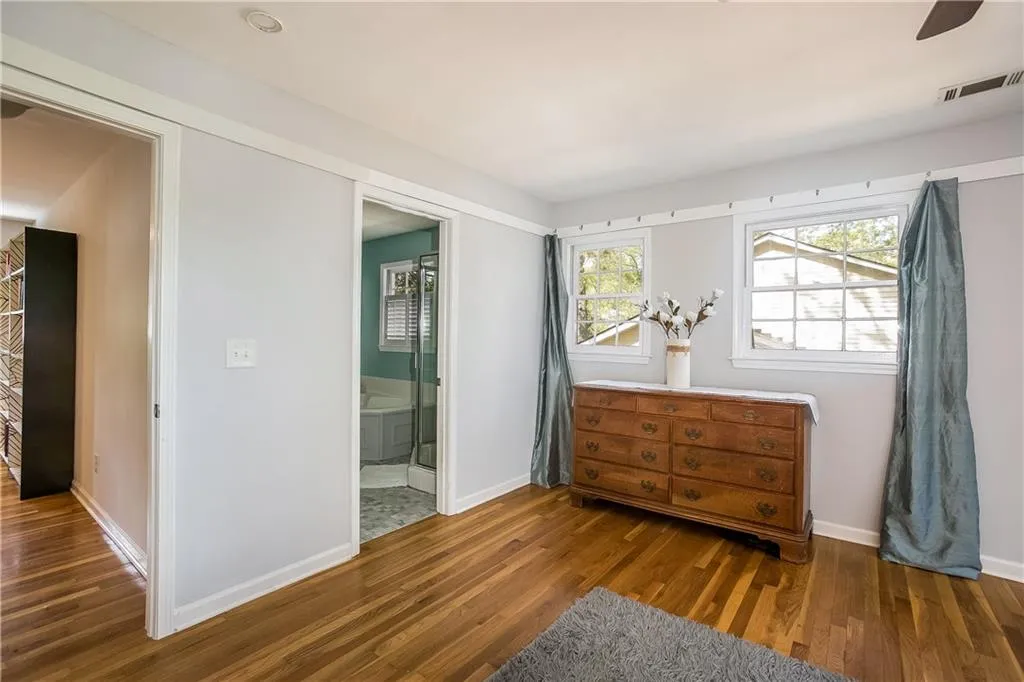 595 Wyncourtney Drive, Sandy Springs, Georgia 30328, 3 Bedrooms Bedrooms, ,2 BathroomsBathrooms,Residential,Sold,595 Wyncourtney Drive,6534758