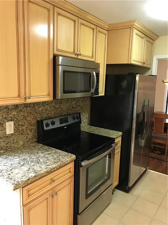 5137 Roswell Road Unit 10, Sandy Springs, Georgia 30342, 2 Bedrooms Bedrooms, ,2 BathroomsBathrooms,Residential,Sold,5137 Roswell Road Unit 10,5871180
