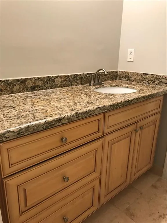 5137 Roswell Road Unit 10, Sandy Springs, Georgia 30342, 2 Bedrooms Bedrooms, ,2 BathroomsBathrooms,Residential,Sold,5137 Roswell Road Unit 10,5871180