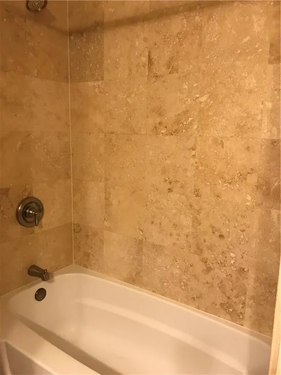 5137 Roswell Road Unit 10, Sandy Springs, Georgia 30342, 2 Bedrooms Bedrooms, ,2 BathroomsBathrooms,Residential,Sold,5137 Roswell Road Unit 10,5871180