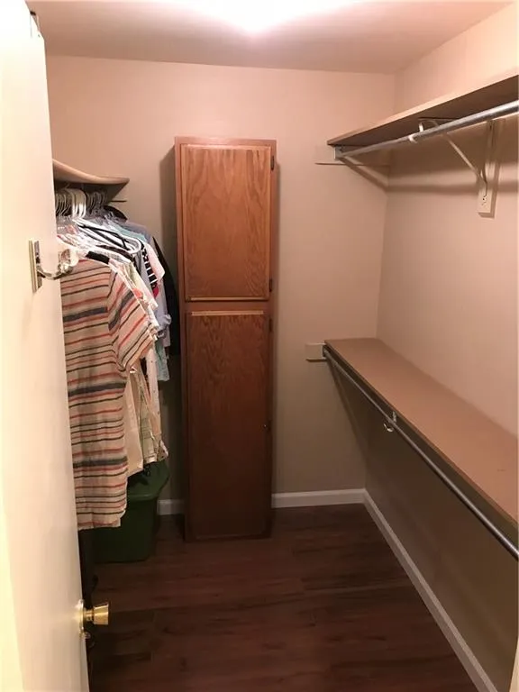 5137 Roswell Road Unit 10, Sandy Springs, Georgia 30342, 2 Bedrooms Bedrooms, ,2 BathroomsBathrooms,Residential,Sold,5137 Roswell Road Unit 10,5871180