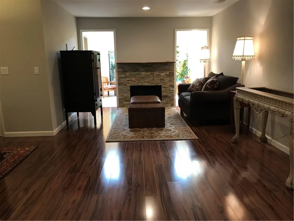 5137 Roswell Road Unit 10, Sandy Springs, Georgia 30342, 2 Bedrooms Bedrooms, ,2 BathroomsBathrooms,Residential,Sold,5137 Roswell Road Unit 10,5871180