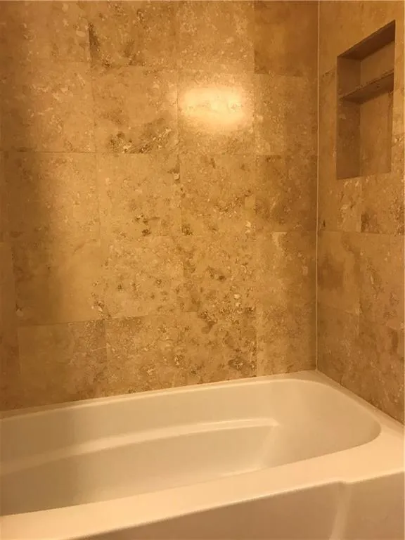 5137 Roswell Road Unit 10, Sandy Springs, Georgia 30342, 2 Bedrooms Bedrooms, ,2 BathroomsBathrooms,Residential,Sold,5137 Roswell Road Unit 10,5871180