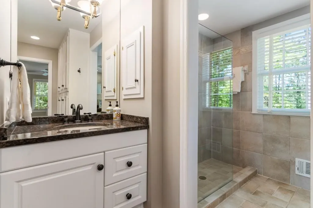 1634 Huntingdon Trail, Sandy Springs, Georgia 30350, 4 Bedrooms Bedrooms, ,3 BathroomsBathrooms,Residential,Sold,1634 Huntingdon Trail,7039626