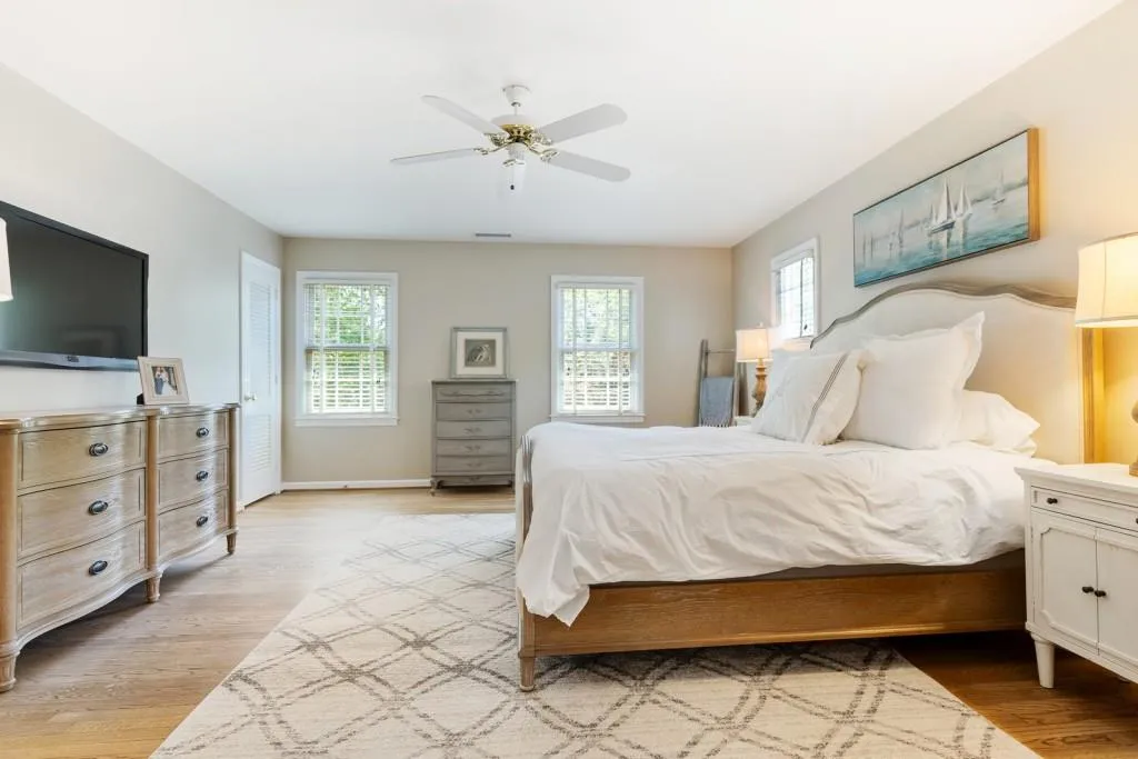 1634 Huntingdon Trail, Sandy Springs, Georgia 30350, 4 Bedrooms Bedrooms, ,3 BathroomsBathrooms,Residential,Sold,1634 Huntingdon Trail,7039626