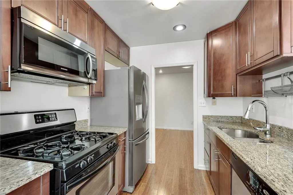 244 13th Street Ne Unit 118, Atlanta, Georgia 30309, 1 Bedroom Bedrooms, ,1 BathroomBathrooms,Residential,For Sale,244 13th Street Ne Unit 118,7667624
