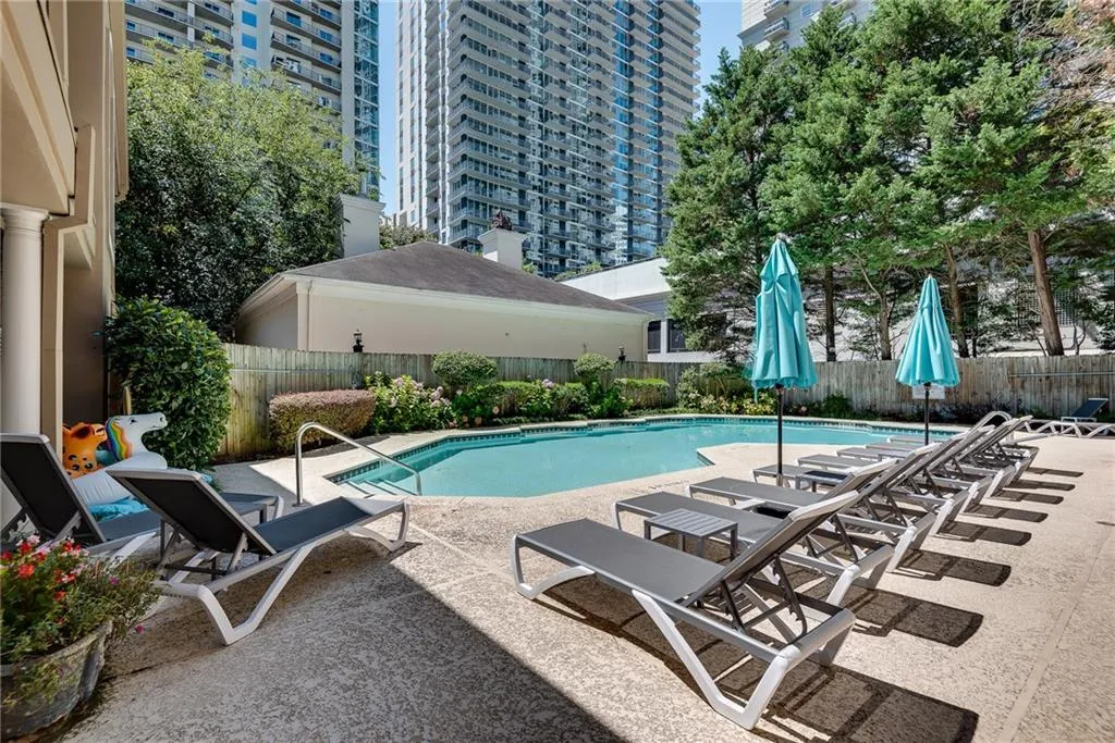 244 13th Street Ne Unit 118, Atlanta, Georgia 30309, 1 Bedroom Bedrooms, ,1 BathroomBathrooms,Residential,For Sale,244 13th Street Ne Unit 118,7667624