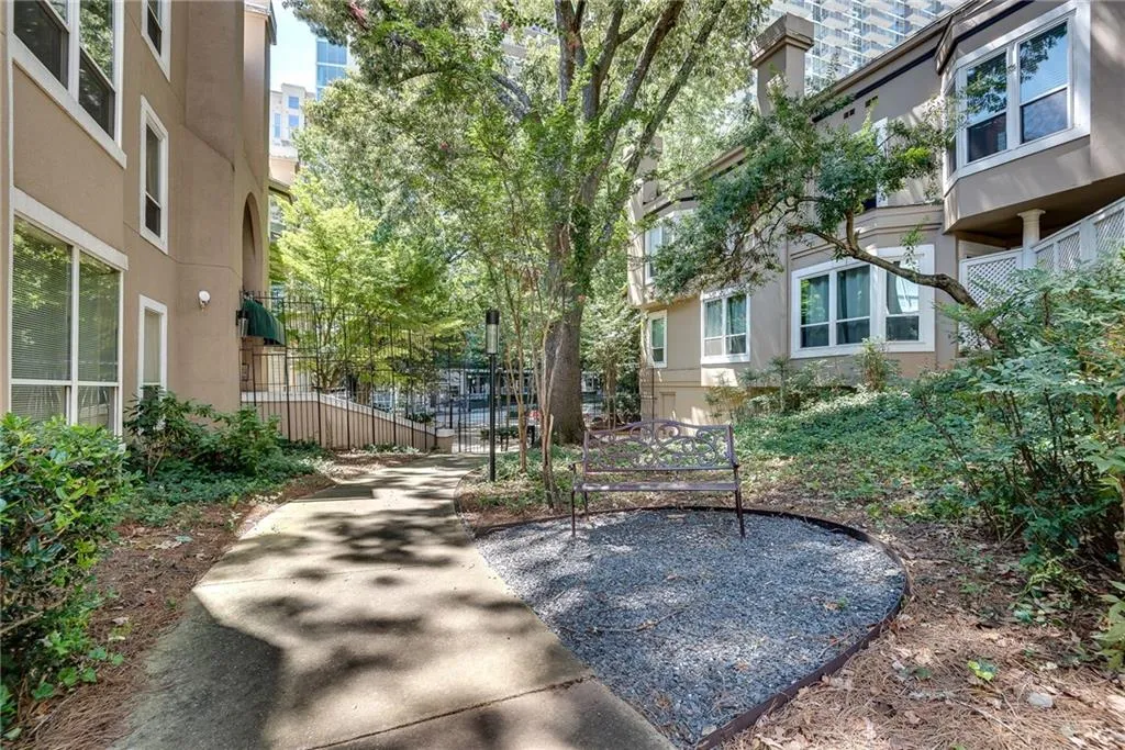 244 13th Street Ne Unit 118, Atlanta, Georgia 30309, 1 Bedroom Bedrooms, ,1 BathroomBathrooms,Residential,For Sale,244 13th Street Ne Unit 118,7667624