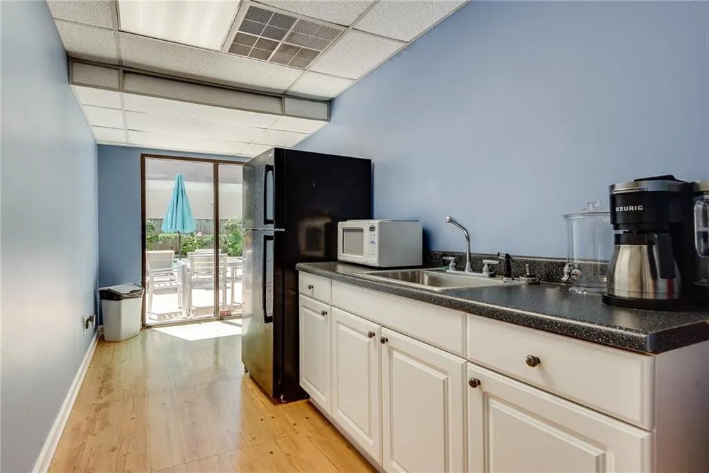 244 13th Street Ne Unit 118, Atlanta, Georgia 30309, 1 Bedroom Bedrooms, ,1 BathroomBathrooms,Residential,For Sale,244 13th Street Ne Unit 118,7667624