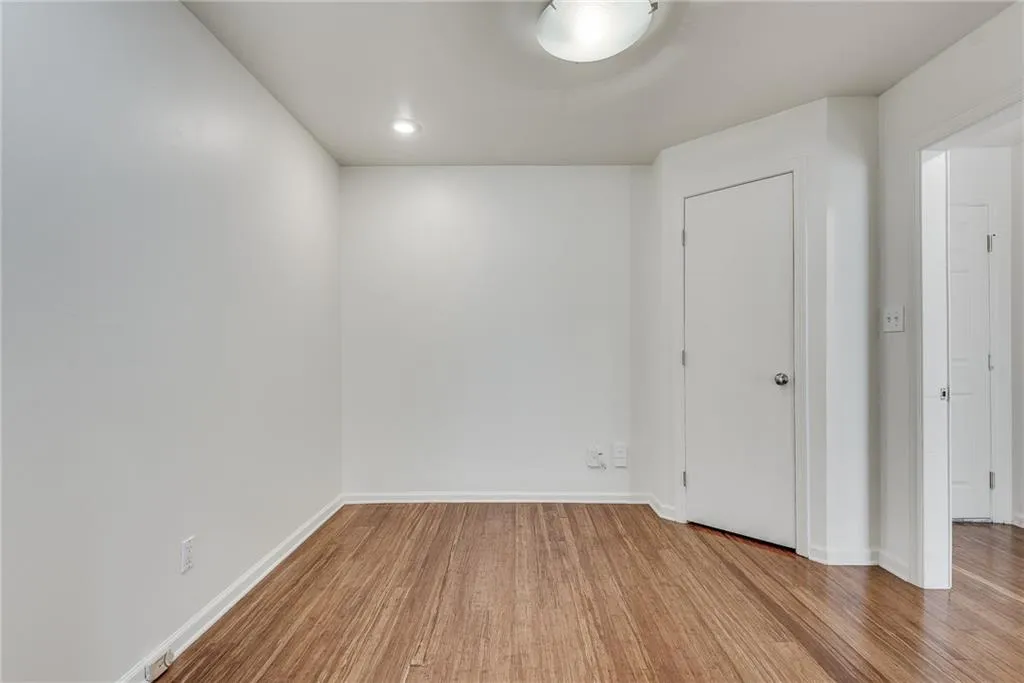244 13th Street Ne Unit 118, Atlanta, Georgia 30309, 1 Bedroom Bedrooms, ,1 BathroomBathrooms,Residential,For Sale,244 13th Street Ne Unit 118,7667624