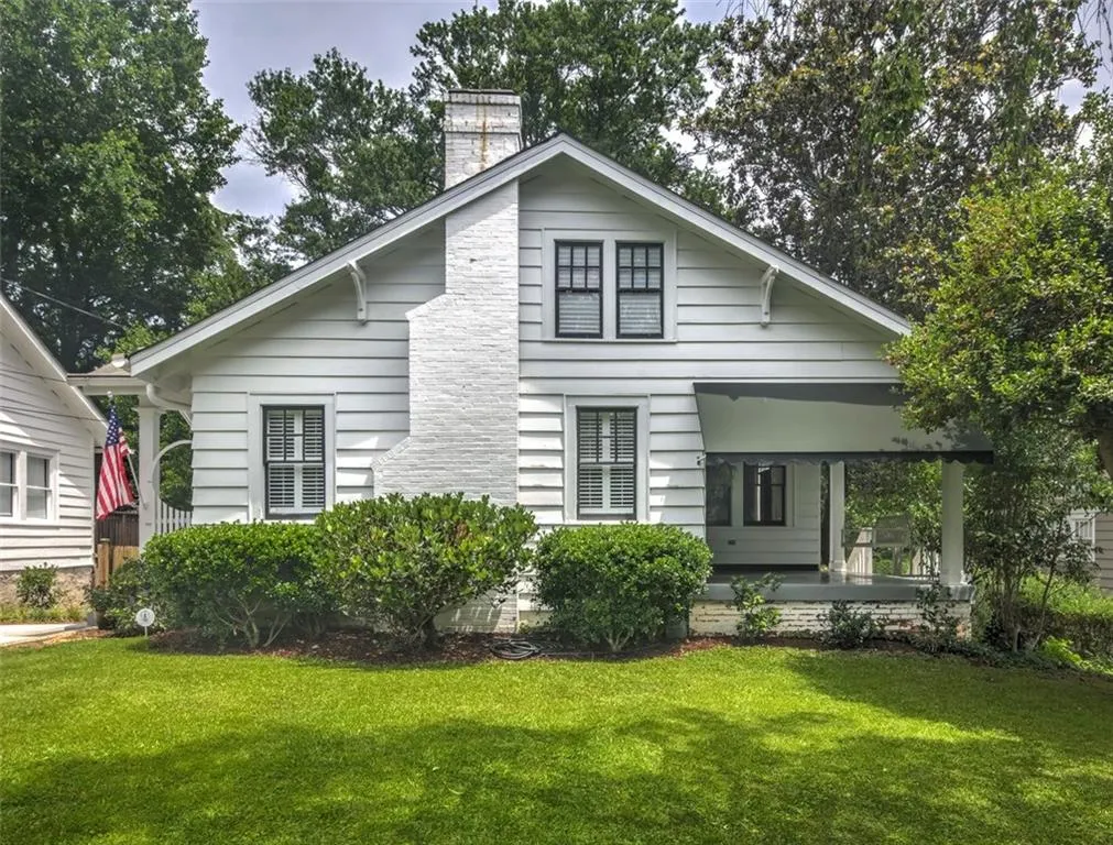242 E Wesley Road Ne, Atlanta, Georgia 30305, 3 Bedrooms Bedrooms, ,2 BathroomsBathrooms,Residential,Sold,242 E Wesley Road Ne,5858213