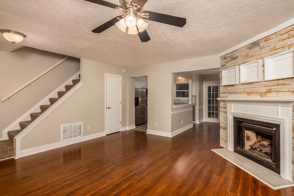 2507 Queen Anne Court, Sandy Springs, Georgia 30350, 2 Bedrooms Bedrooms, ,2 BathroomsBathrooms,Residential,Sold,2507 Queen Anne Court,6640529