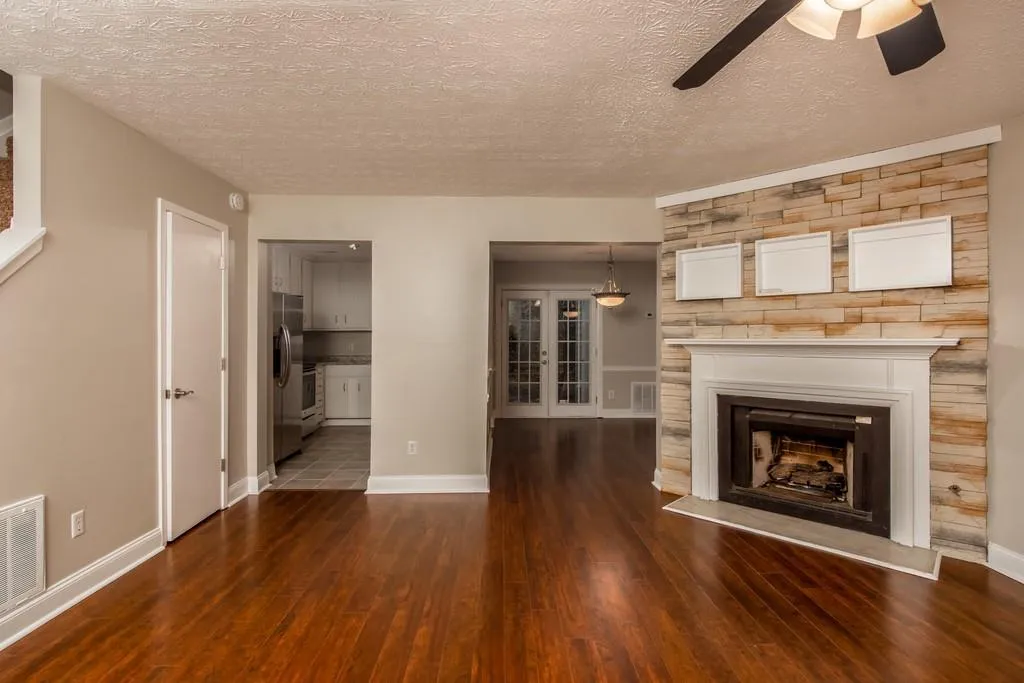 2507 Queen Anne Court, Sandy Springs, Georgia 30350, 2 Bedrooms Bedrooms, ,2 BathroomsBathrooms,Residential,Sold,2507 Queen Anne Court,6640529