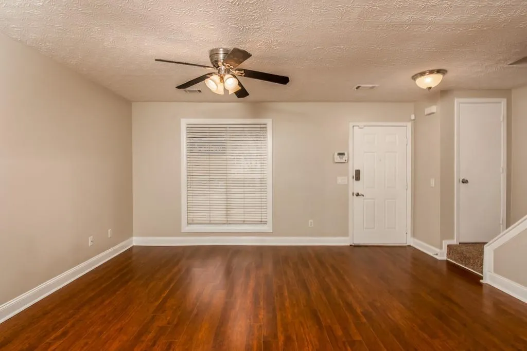 2507 Queen Anne Court, Sandy Springs, Georgia 30350, 2 Bedrooms Bedrooms, ,2 BathroomsBathrooms,Residential,Sold,2507 Queen Anne Court,6640529